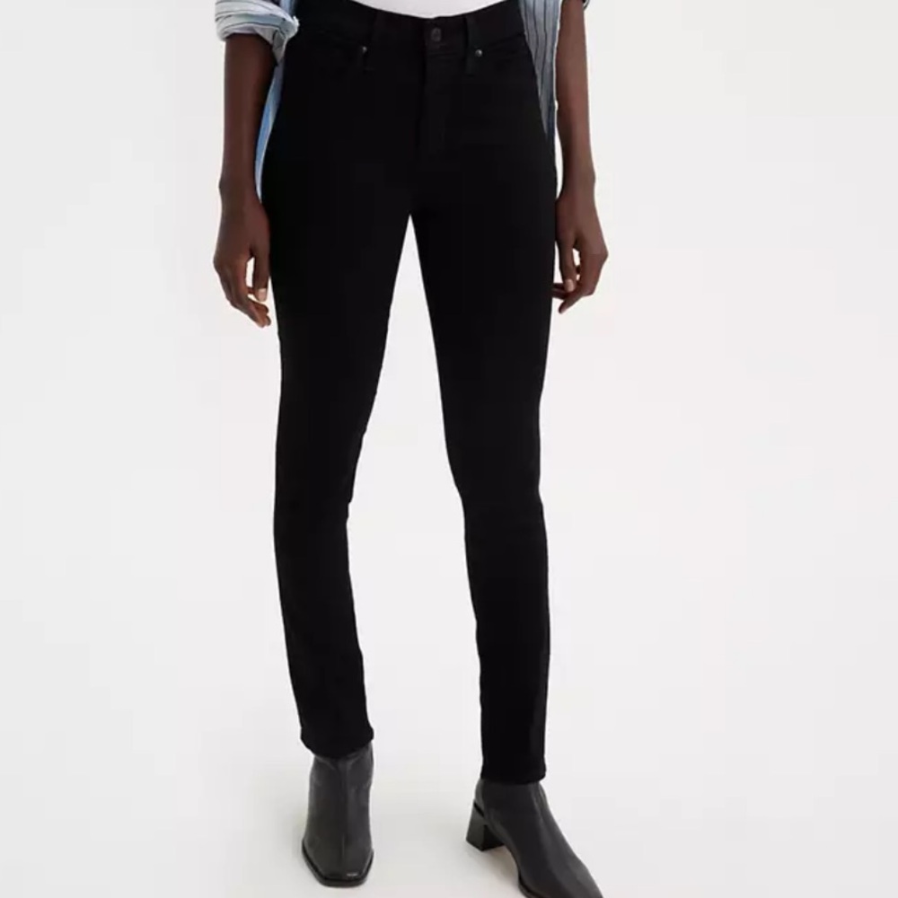 Levi Women’s Jeans